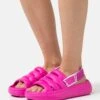 Ugg Sport Yeah - Sandalen - Dragon Fruit