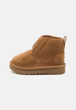 Ugg Accessible Neumel Ez-Fit Unisex - Korte Laarzen - Chestnut