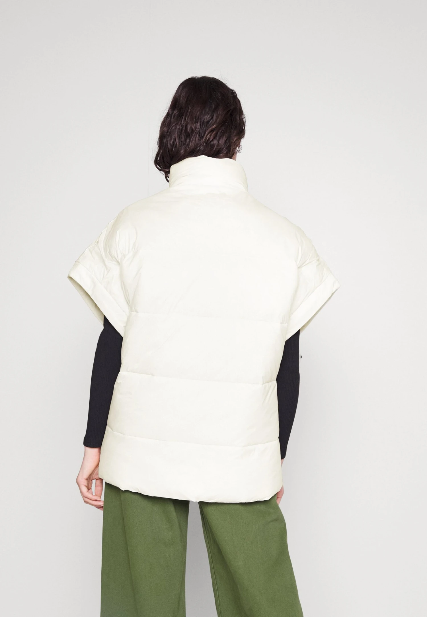 Ugg Sydnee Reversible Puffer Vest - Bodywarmer - Nimbus/Antique - Afbeelding 4