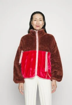 Ugg Marlene Jacket - Winterjas - Cherrywood / Cerise