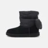Ugg Bailey Bow Maxi - Korte Laarzen - Black