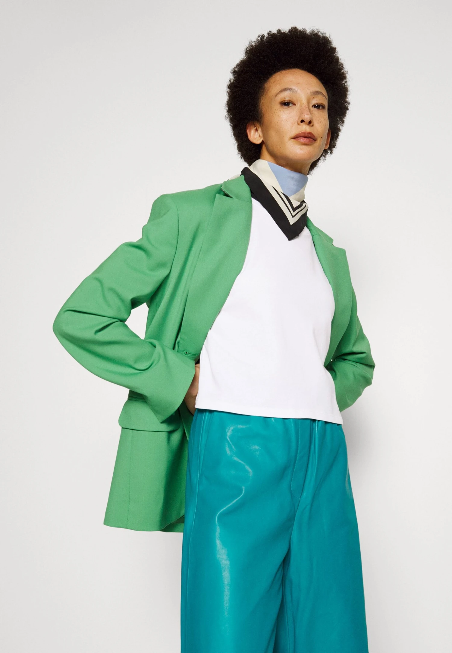 Ugg Tana Cropped Tee - T-Shirt Basic - White - Afbeelding 4