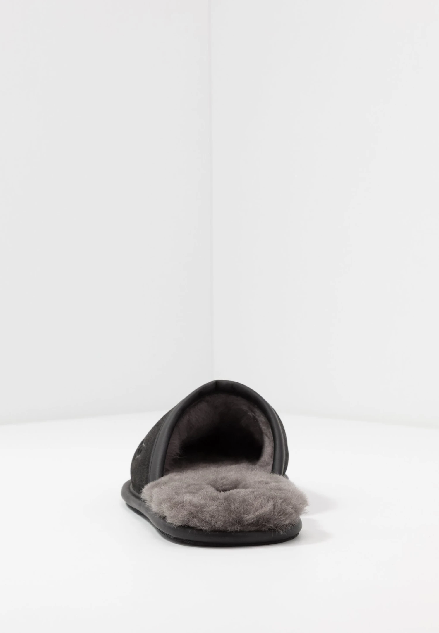 Ugg Scuff - Pantoffels - Black - Afbeelding 4