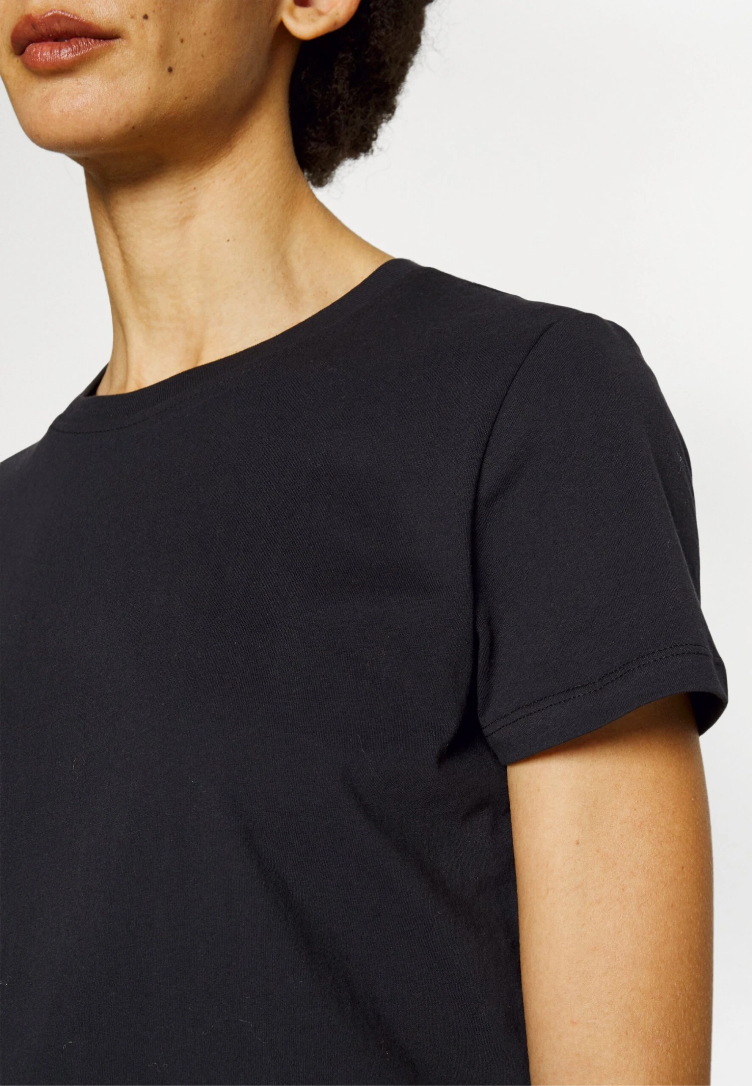 Ugg Uma Tee - T-Shirt Basic - Black - Afbeelding 6